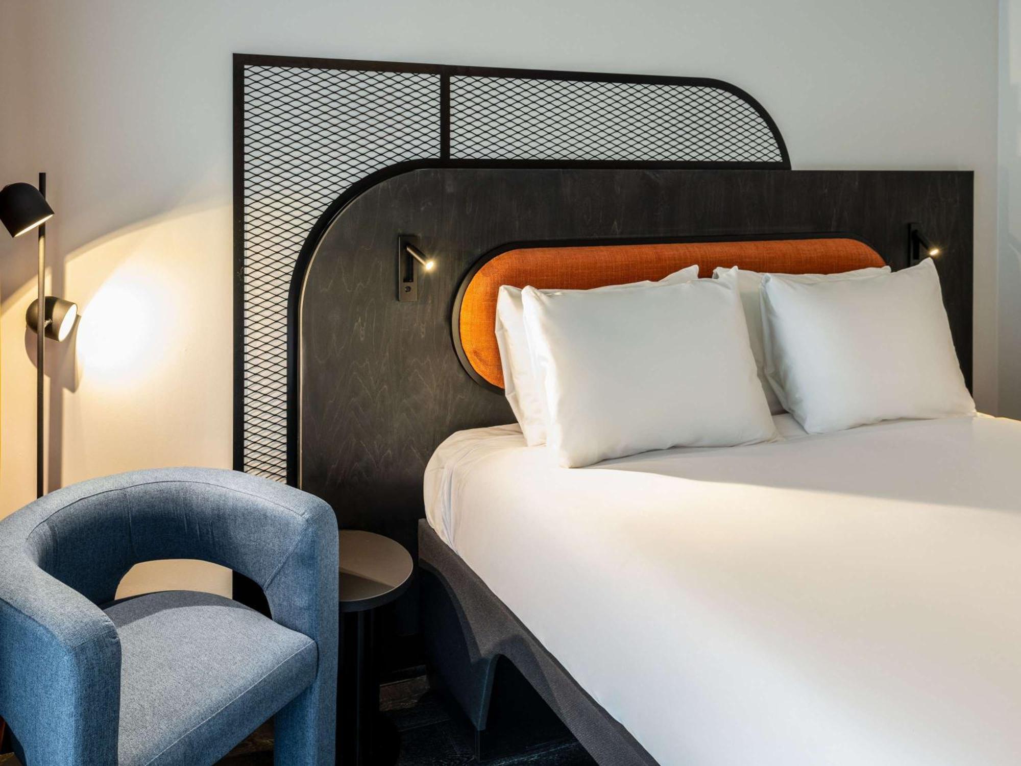 Tribe Manchester Airport By Accor Hale  Bagian luar foto