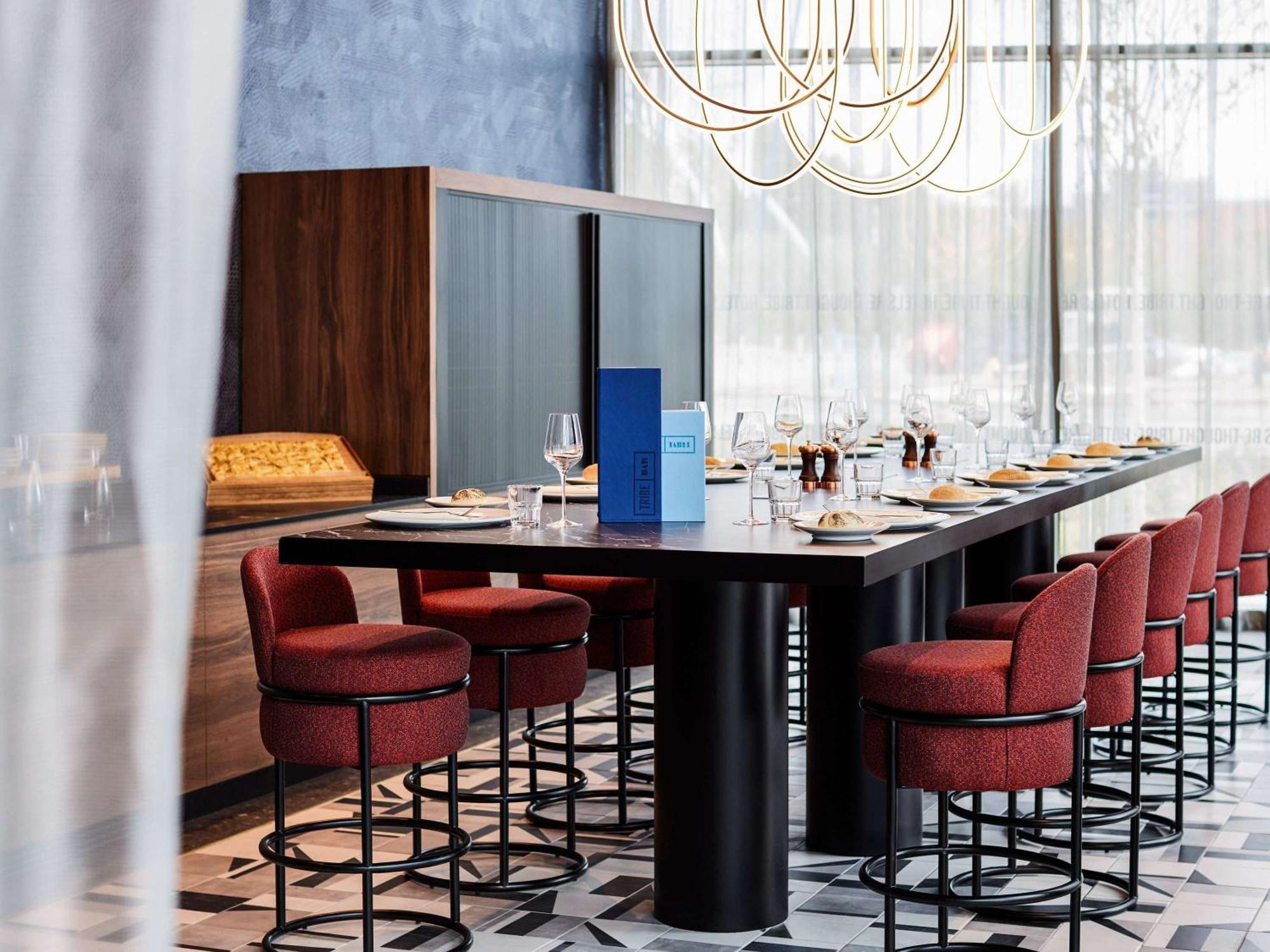 Tribe Manchester Airport By Accor Hale  Bagian luar foto