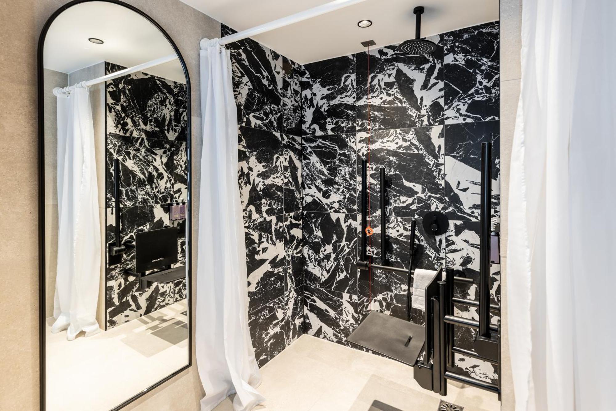Tribe Manchester Airport By Accor Hale  Bagian luar foto