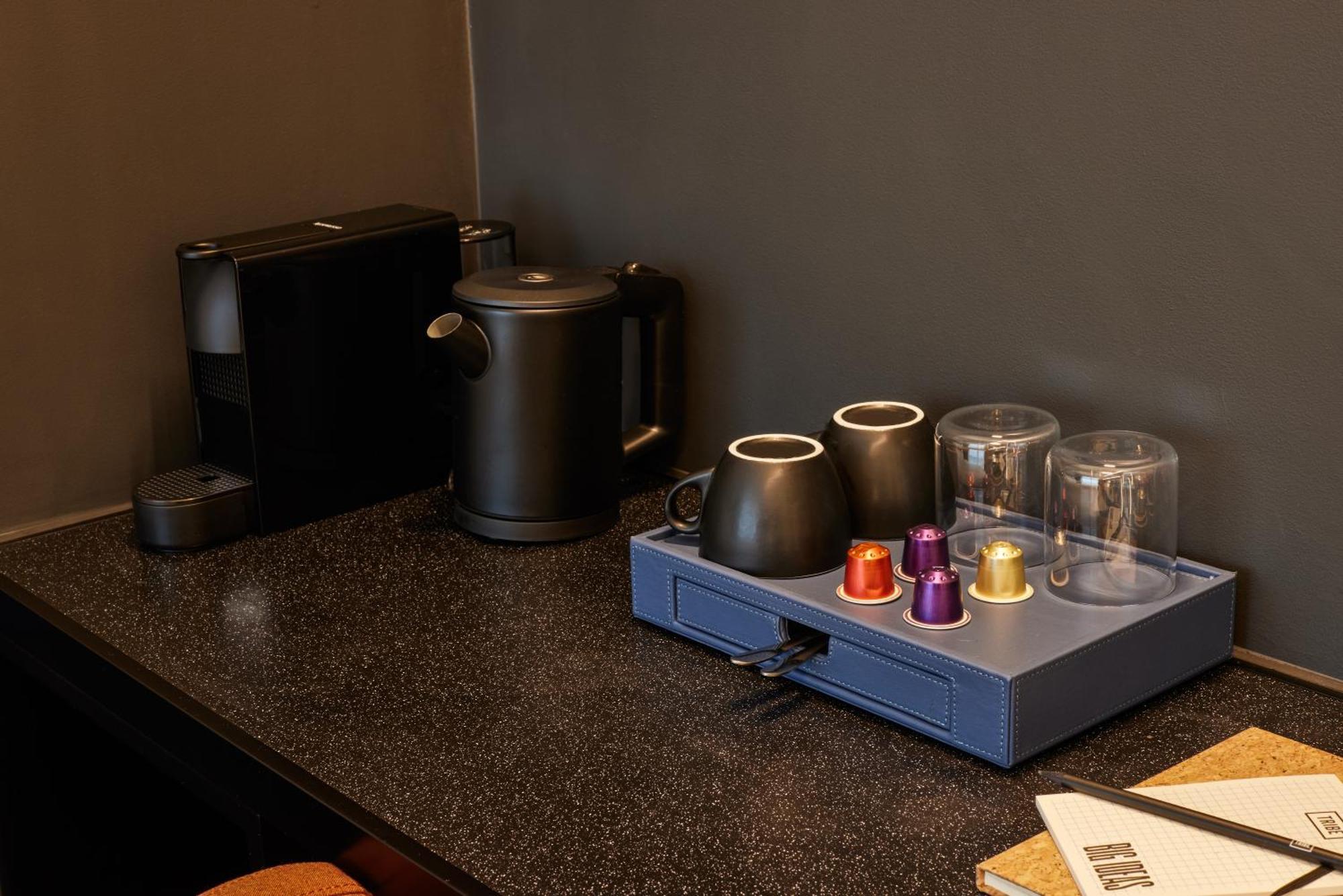 Tribe Manchester Airport By Accor Hale  Bagian luar foto