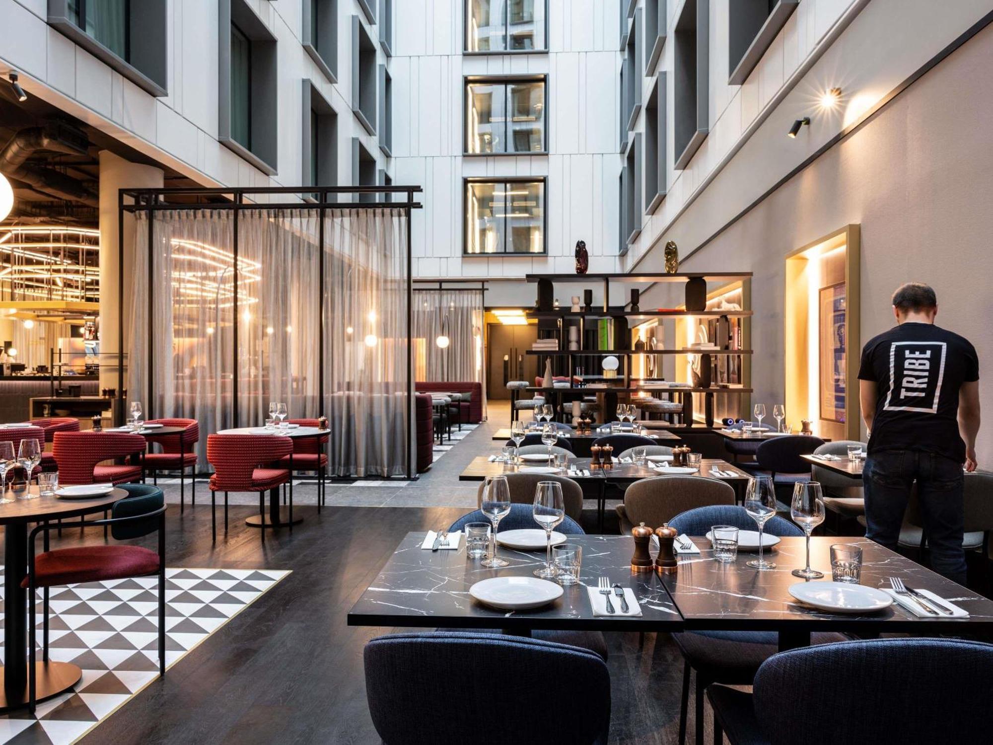 Tribe Manchester Airport By Accor Hale  Bagian luar foto