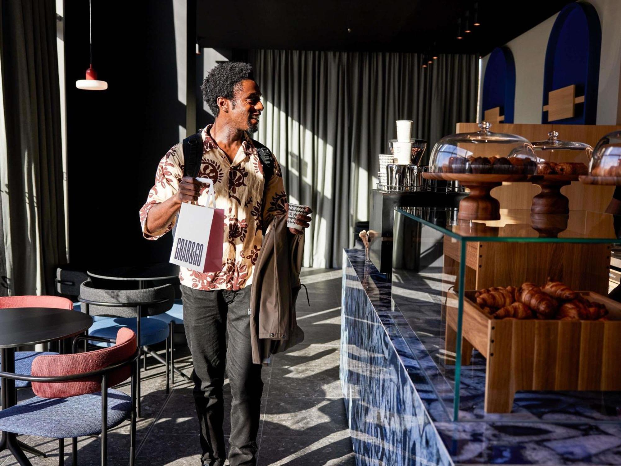 Tribe Manchester Airport By Accor Hale  Bagian luar foto